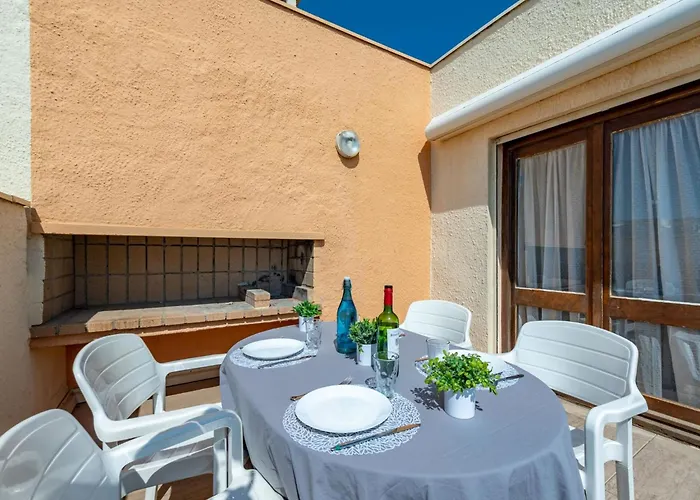 Le Grand Large-10 By Interhome